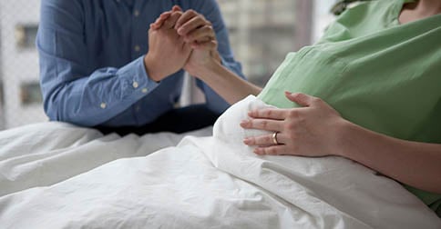 prosthetic pregnancy
